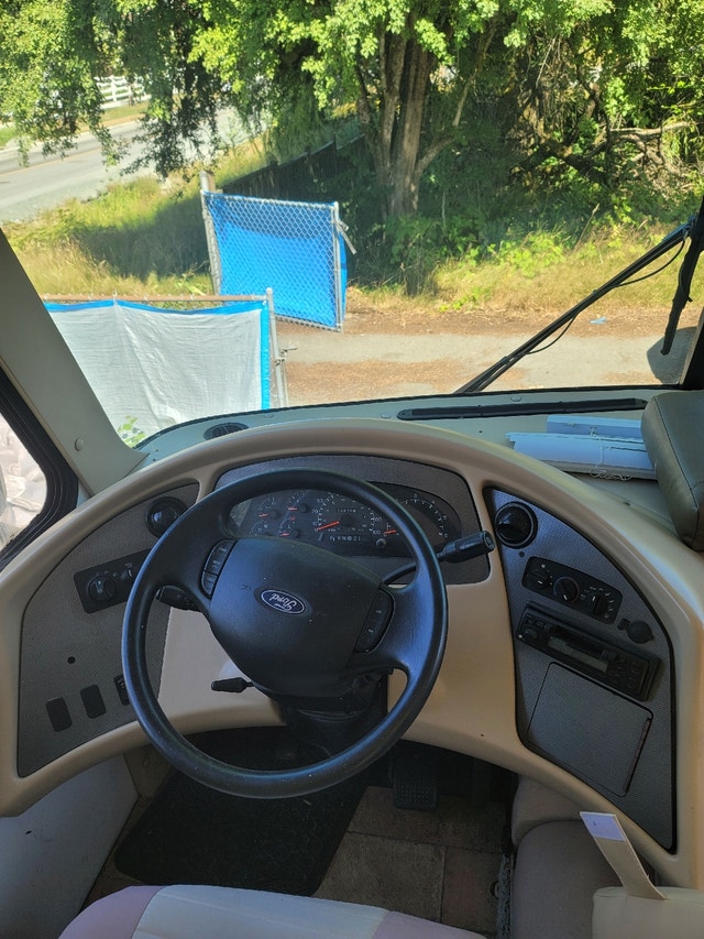 coachman mirada 2002 price drop 22k end of summer sale RVs