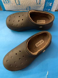 Crocs Unisex Clogs Faux Fur Lining Comfort Shoes-Brown-Sz:W7/M5