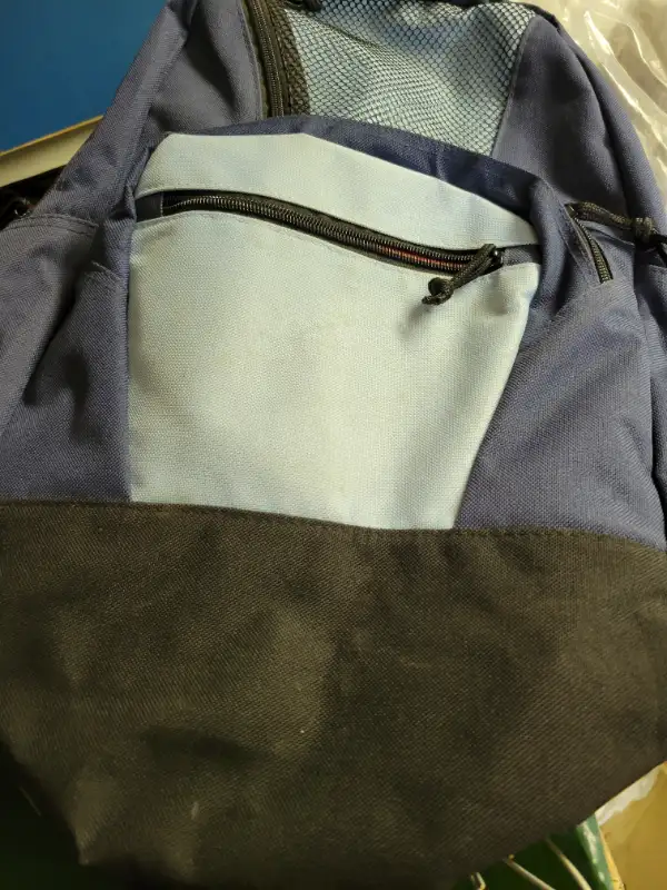 MEN'S New LAPTOP BAG, BACK PACK,CARRYON BAGS WITH MANY ZIPPERS. in Other in Mississauga / Peel Region - Image 7