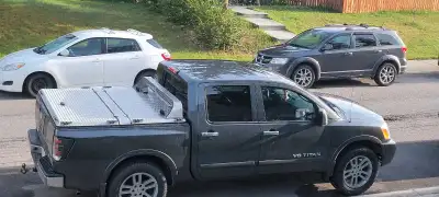 Aluminium Truck bed cover. Nissan 2012 - 2018