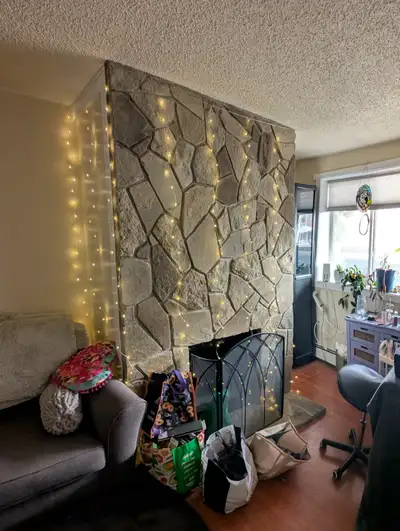 618 – 2nd Avenue NW, Calgary (Sunnyside) 1,300.00 - Includes all Utilities EXCEPT Internet Condo Uni...