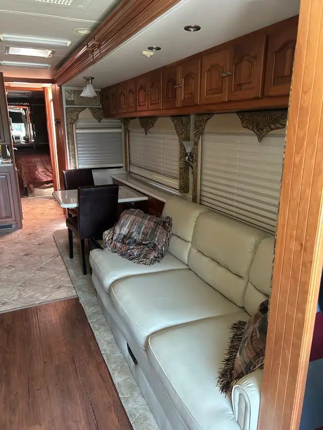 DIESEL 2005 TIFFIN ALLEGRO BUS MOTORHOME in RVs & Motorhomes in Delta/Surrey/Langley - Image 8