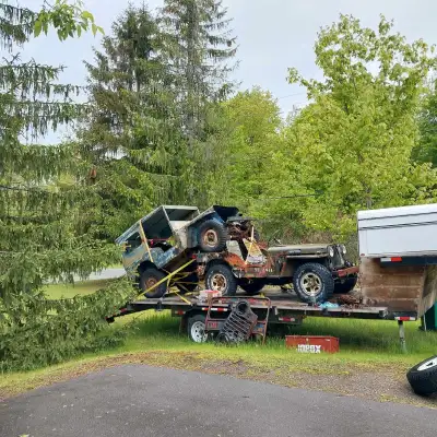 Ww2 ford GPW with winter top... Never registered civilian side No engine Has transmission and transf...