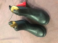 Men Chelsea boot size 7