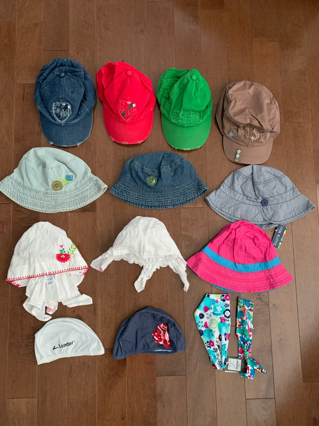 Lot de chapeaux et casquettes Souris Mini dans Enfants et jeunesse  à Trois-Rivières