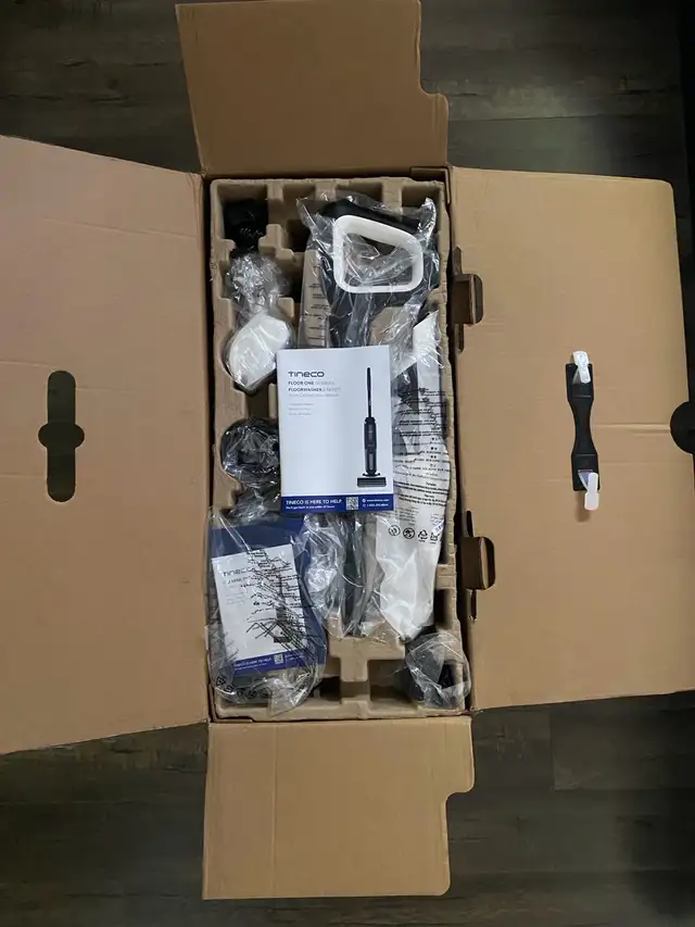 Hardfloor washer home kit in Vacuums in Oakville / Halton Region - Image 4