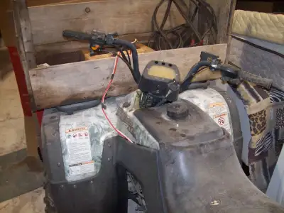 4 wheeler 250 not running plastic good no cracks tires also good 600 will not respond to people aski...