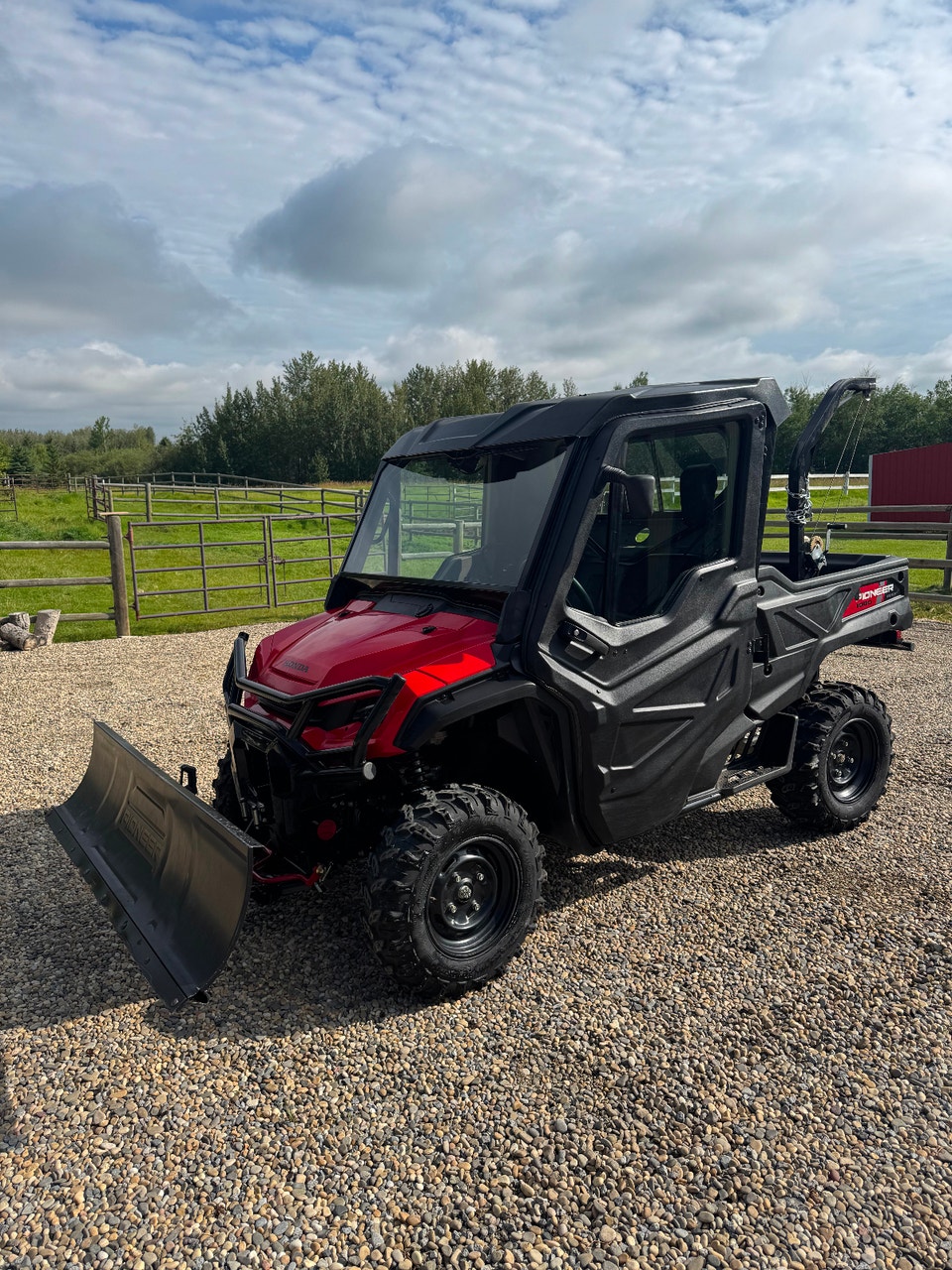 24 Honda Pioneer Full Cab Side by Side | ATVs | Strathcona County ...