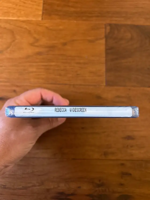  New sealed, Alfred Hitchcock’s – Rebecca Blu-ray movie in CDs, DVDs & Blu-ray in Barrie - Image 3