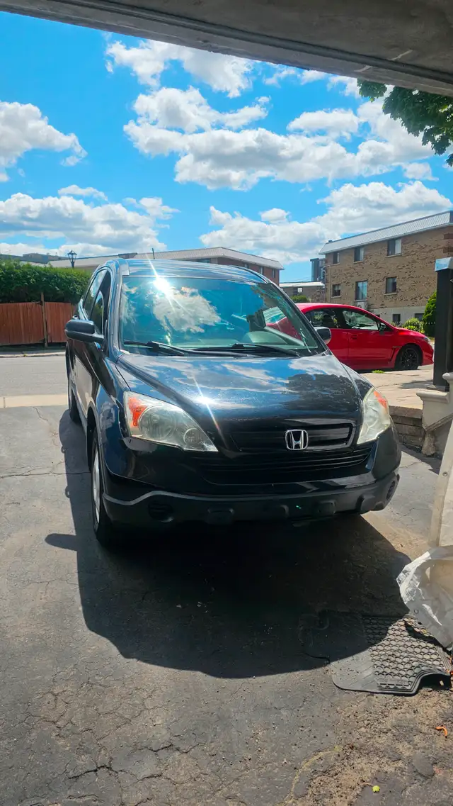 2008 honda crv in Cars & Trucks in City of Montréal - Image 2