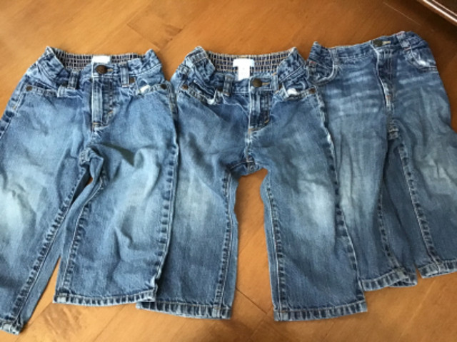 31 PIECES OLD NAVY BRAND SIZE 18-24 MONTH WARDROBE LEVI JEANS in Clothing - 18-24 Months in Peterborough - Image 2