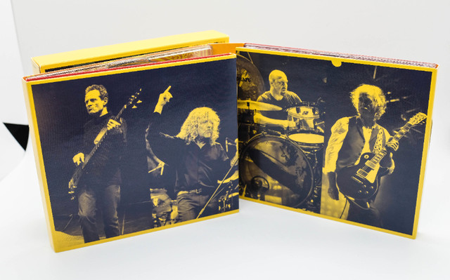 LED ZEPPELIN Celebration Day DVD BluRay 2 CDs + Guitar World mag in CDs, DVDs & Blu-ray in Burnaby/New Westminster - Image 3