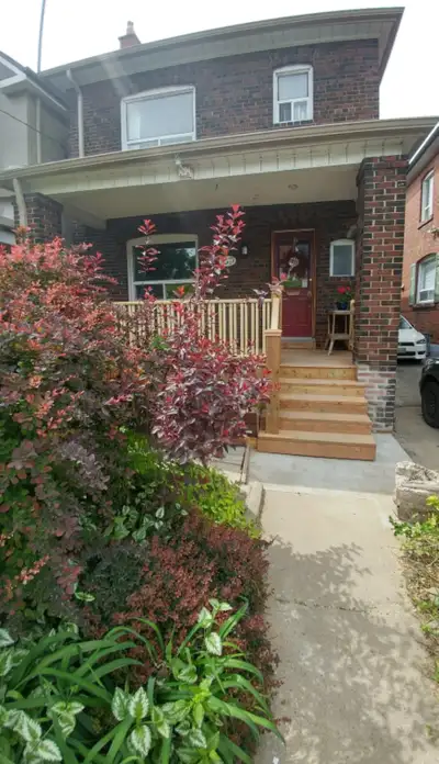 Short Term Rental July and August. Attractive, clean detached house in the Junction, Toronto. 2 bedr...