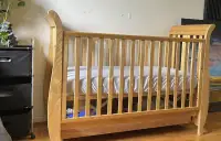 Crib for Sale with mattress (Used)