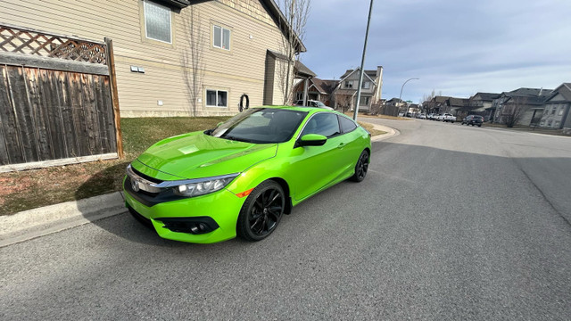 2017 Honda Civic EX-T Coupe 1.5L - Manual in Cars & Trucks in Calgary