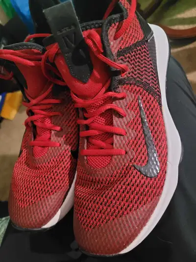 men's Nike sneakers, View more