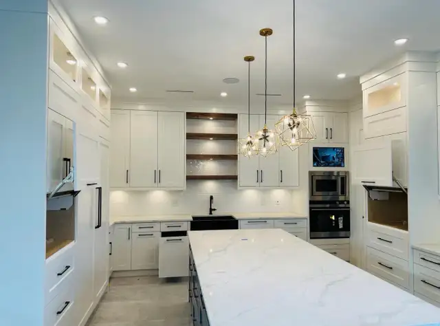 Electrician586915563177267202