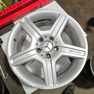Rims: Old Mercedes S-Class OEM Alloy Rims Color: Silver Size: 17x7.5J ET 35 Bolt Pattern: 5x112mm Ce...