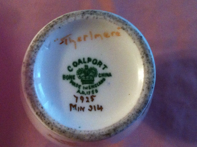 ANTIQUE COALPORT VASE in Arts & Collectibles in Barrie - Image 9