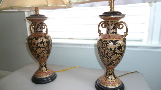Bombay Company Porcelain Lamps in Indoor Lighting & Fans in Oakville / Halton Region - Image 2