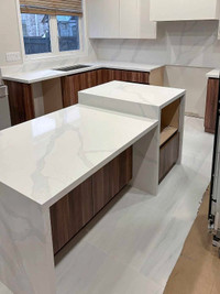 Quartz Counter, Custom Cabinets - Elevate Your Home's Elegance!