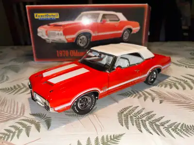 Oldsmobile 4-4-2 W-30 1970 Exact Detail 1/696 diecast 1/18, View more