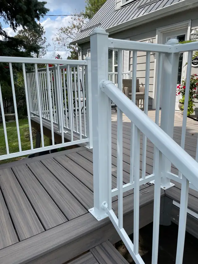 SKILLED HANDYMAN in Renovations, General Contracting & Handyman in Kingston - Image 5