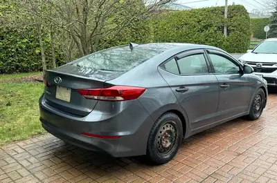 Selling my 2017 Hyundai Elantra, a reliable and efficient sedan with 240937 km. This Elantra offers...