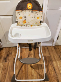 COSCO KIDS HIGH CHAIR WITH ADJUSTABLE TRAY