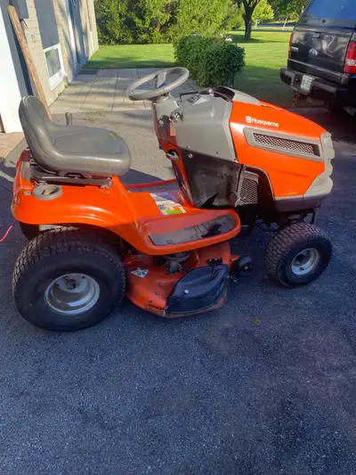 43 ads for lawn tractors in Lawnmowers Leaf Blowers in Ottawa Kijiji Marketplaces