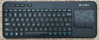 Logitech Bluetooth Keyboard. Touch-pad K400 Plus.