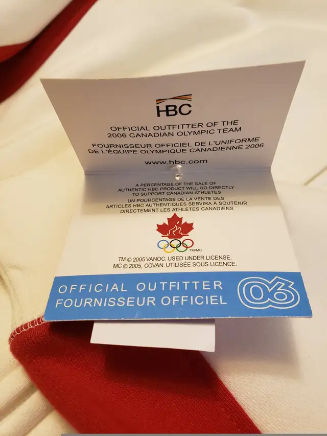 HBC 2006 Canadian Olympic Team full zippered hooded jacket mens in Men's in Mississauga / Peel Region - Image 6
