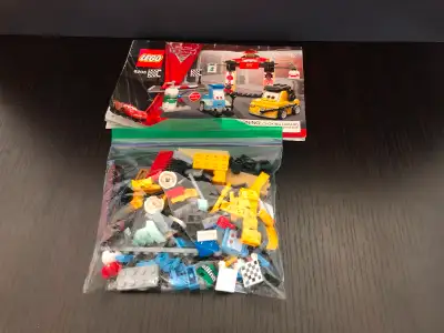 LEGO Cars - Tokyo Pit Stop - 8206
