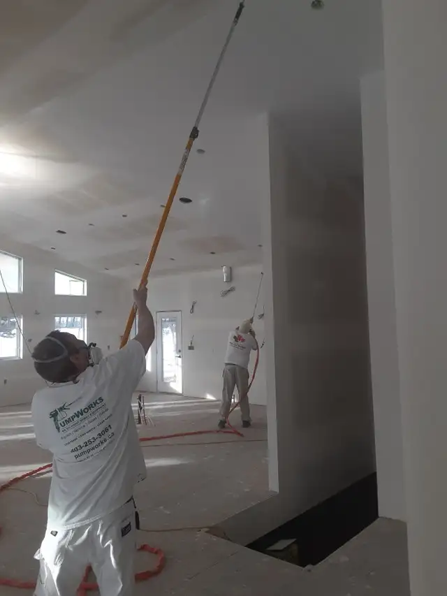 New Look Painting Services. 30 yrs. Big and small jobs. Quality!63009266240771123