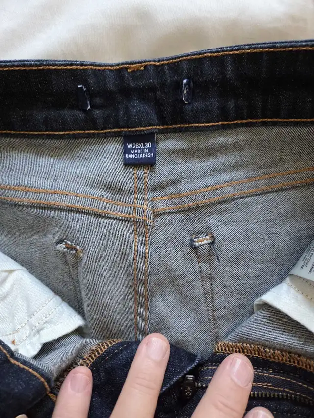 calvin klein Ladies Jeans Mid Rise Skinny 26Wx30L in Women's - Other in Oshawa / Durham Region - Image 9