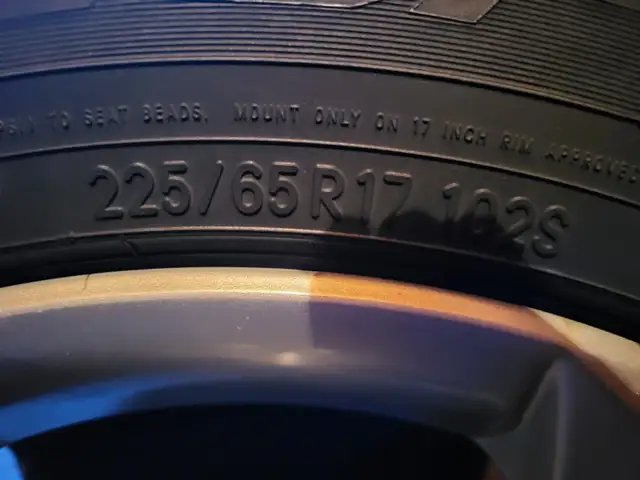 Pneu d'hiver Toyo in Tires & Rims in Sherbrooke - Image 3