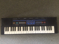 Realistic-Concert Mate 700 Electronic keyboard -1980's WORKS!