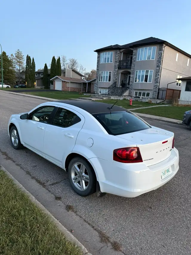 2013 dodge avenger 