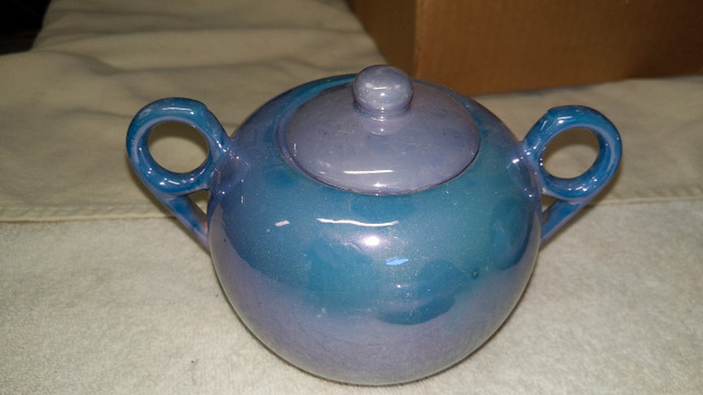 1930s Lusterware teapot, sugar and cream  in Arts & Collectibles in Winnipeg - Image 3
