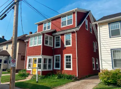 Available July 1st! Showings will be scheduled for qualified applicants only. To apply, you must fil...