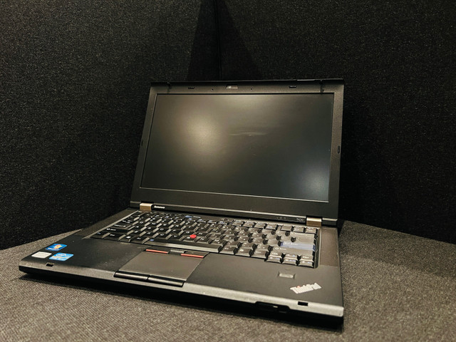 RARELY USED Lenovo T420 - Core i5 in Laptops in Markham / York Region