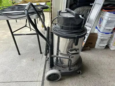 Alto Commercial Vacuum Cleaner, View more