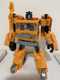 Transformers Reveal The Shield Solar Storm Grapple