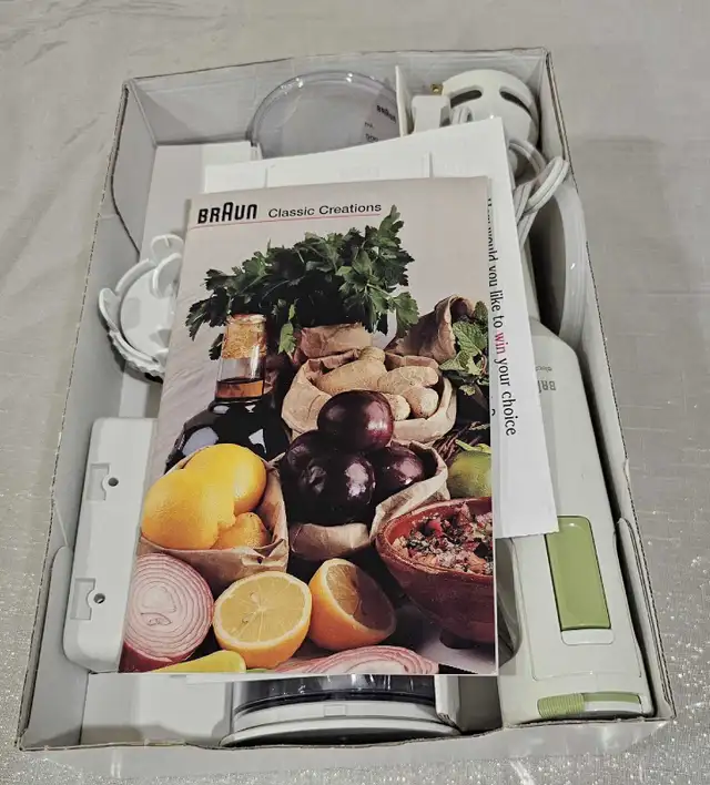 Braun MQ505 MultiQuick 5 Immersion Hand Blender, 350 Watts in Kitchen & Dining Wares in Mississauga / Peel Region - Image 2