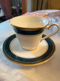 Biltmore Royal Doulton Tea Cups and Saucers 