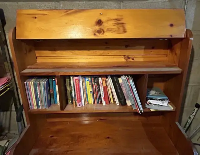 Handmade Solid Pine Desk in Desks in Bedford - Image 4
