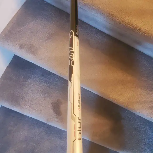 TAYLORMADE R11 driver Golf Club in Golf in Barrie - Image 8