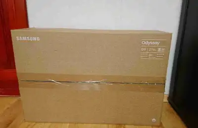 27” 180 hz 1ms response time gaming monitor never opened in box.