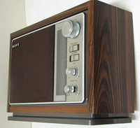 vintage SONY  ICF-9740W AM / FM Upright Table Radio Prefect