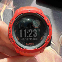 First edition Garmin Instinct 